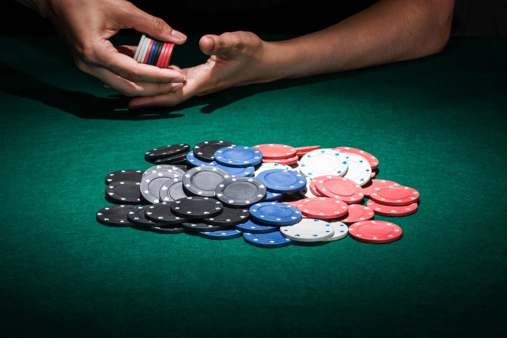 Gambling Loan Risks: Debt Cycles and Long-Term Financial Impact