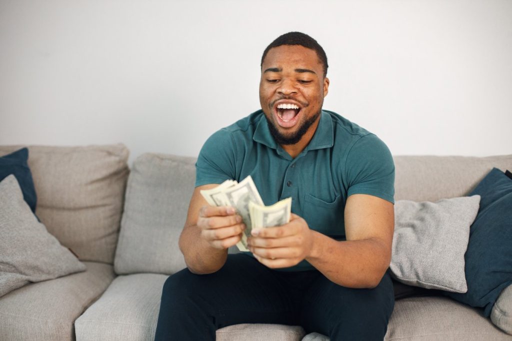 Best Ways to Get Cash Fast in 2026 Without Debt Traps